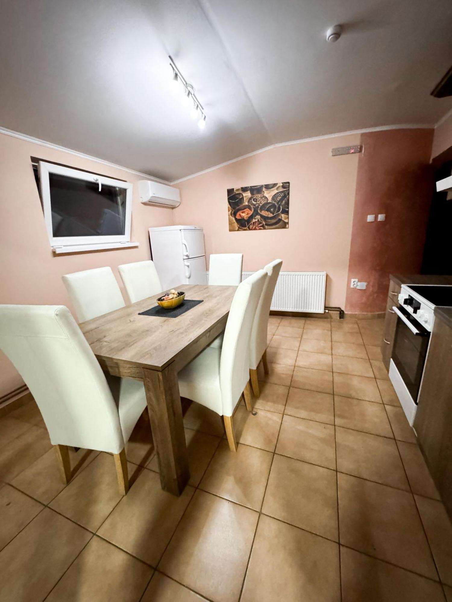 Kk Apartment Backa Topola Zewnętrze zdjęcie